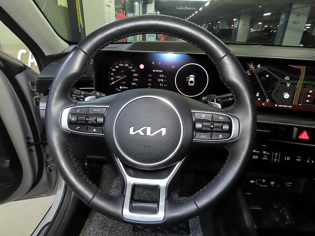 KIA K5 - Vista 10
