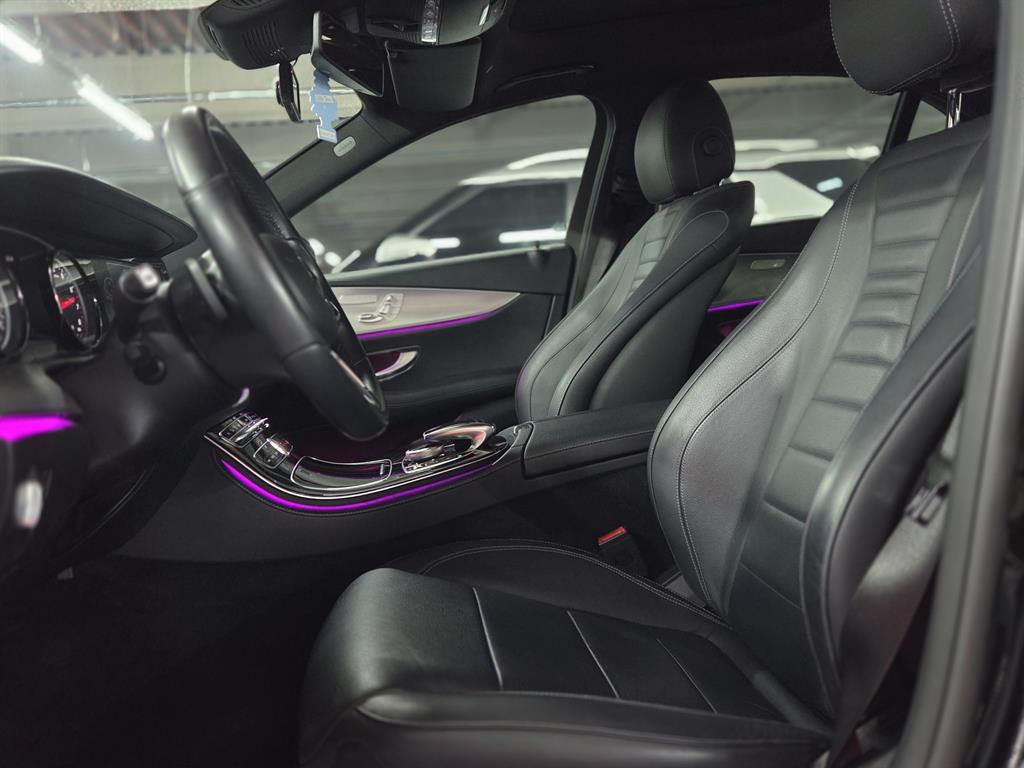 Mercedes Benz E class - Vista 11