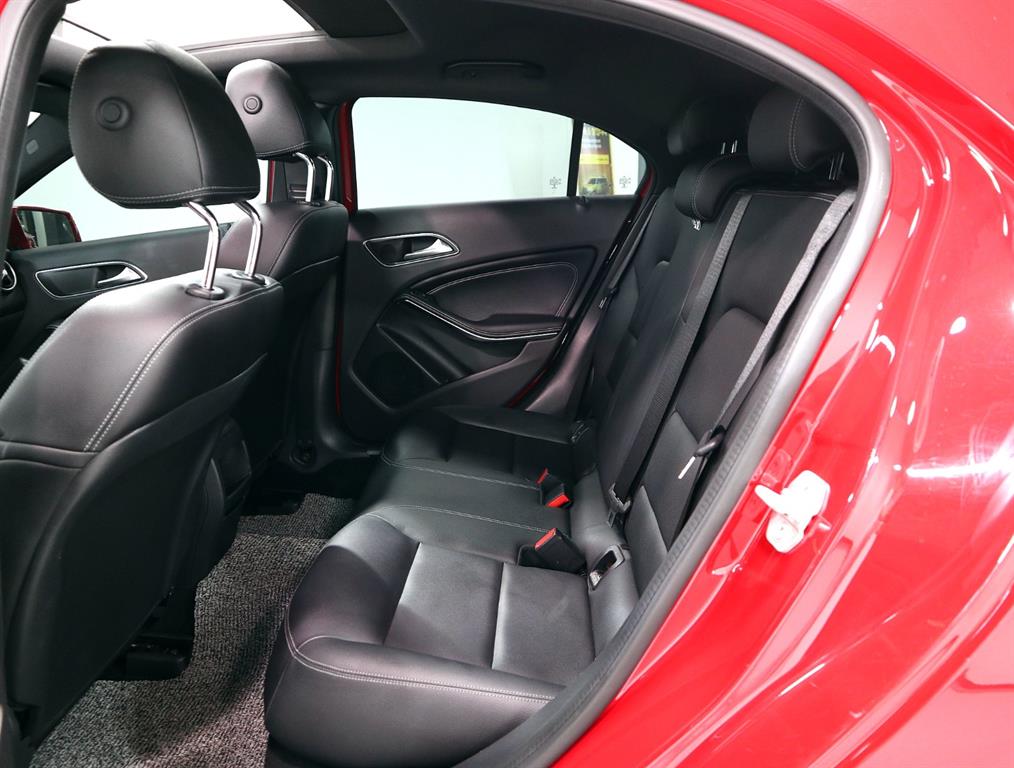 Mercedes Benz A Class - Vista 12