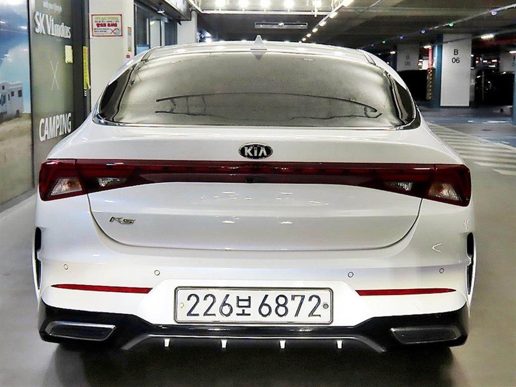 KIA K5 - Vista 7