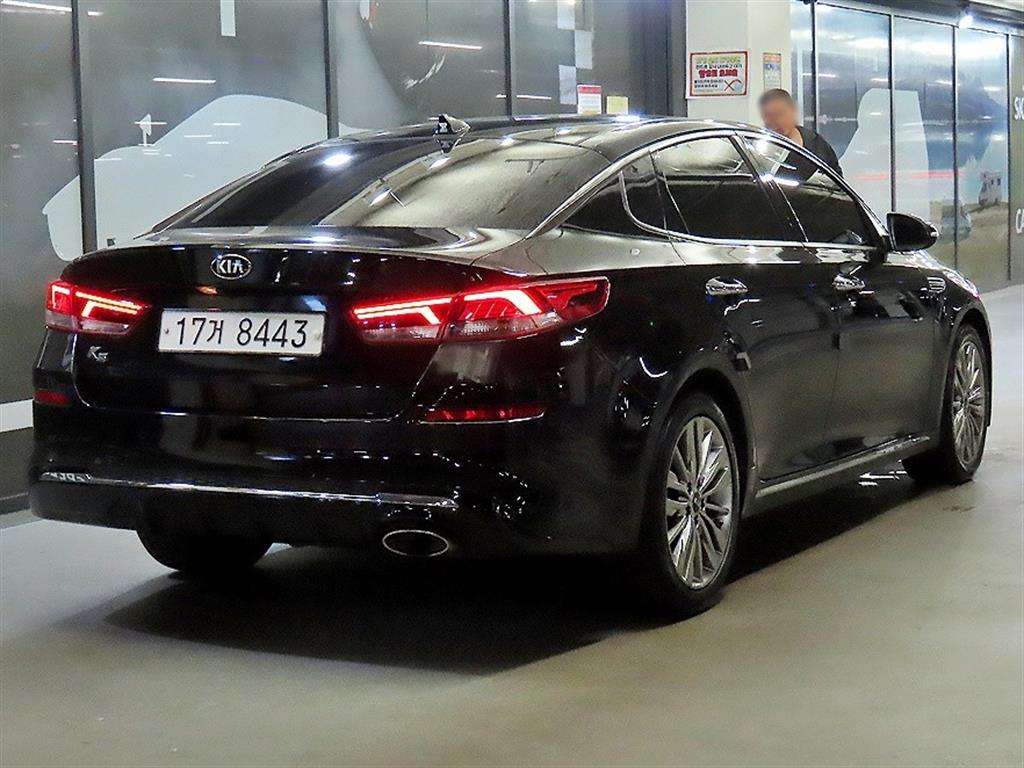 KIA K5 - Vista 6