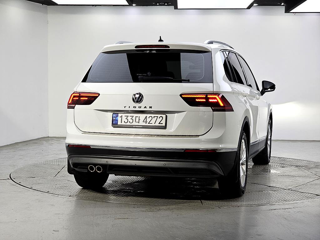 Volkswagen Tiguan - Vista 3