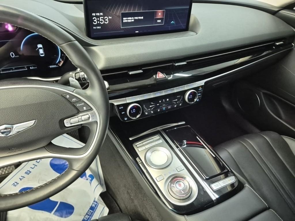 Genesis G80 - Vista 12