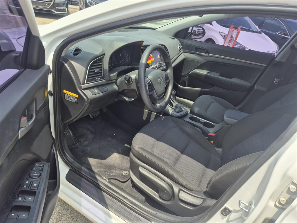 HYUNDAI Avante 2016 Blanco - Importación desde Corea - HF Imports Iquique - Foto 16