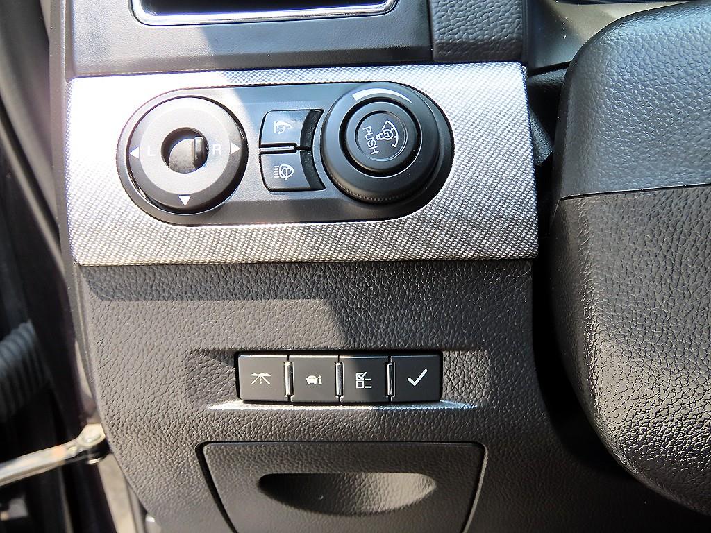 Chevrolet Captiva 2016 Gris - Importación desde Corea - HF Imports Iquique - Foto 14