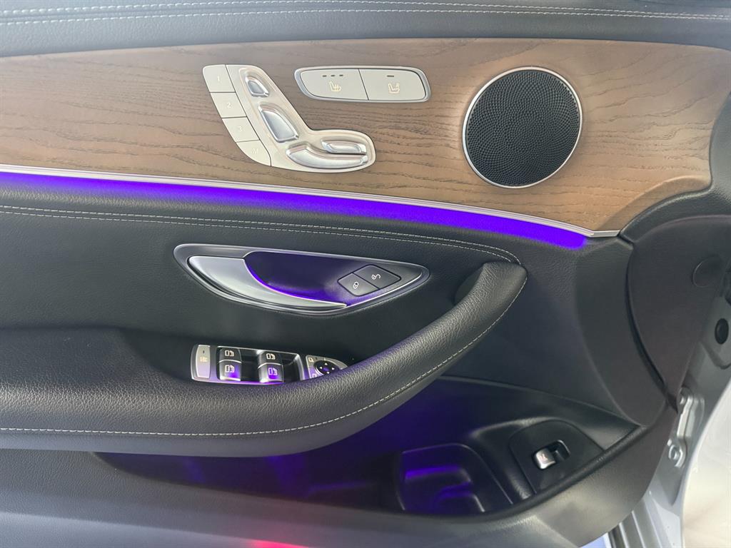 Mercedes Benz E class 2019 Plateado - Importación desde Corea - HF Imports Iquique - Foto 17