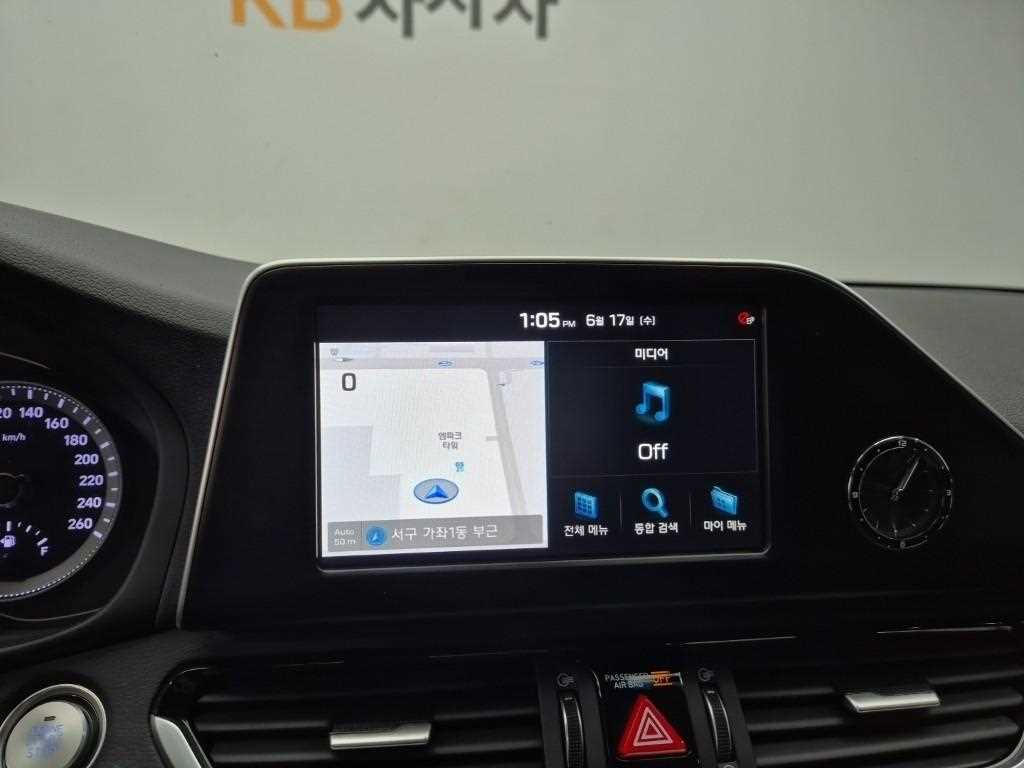 HYUNDAI Grandeur 2018 Blanco - Importación desde Corea - HF Imports Iquique - Foto 13