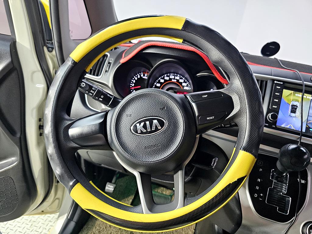 KIA Ray 2019 Amarillo - Importación desde Corea - HF Imports Iquique - Foto 18