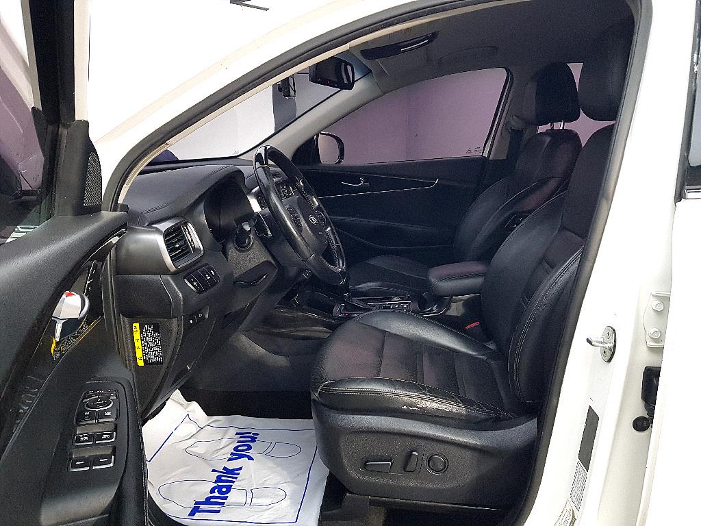 KIA Sorento - Vista 10