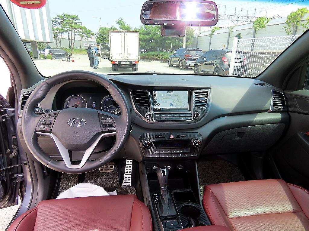 HYUNDAI Tucson - Vista 9