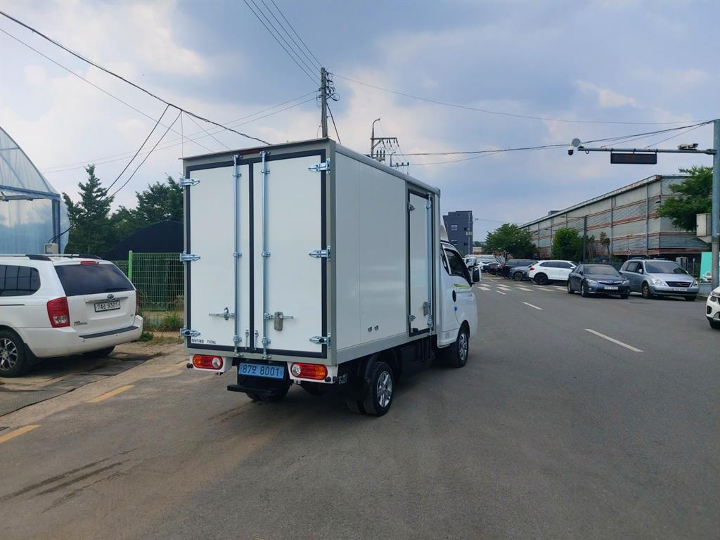 Small Truck Normal Box(High Deck) - Vista 7