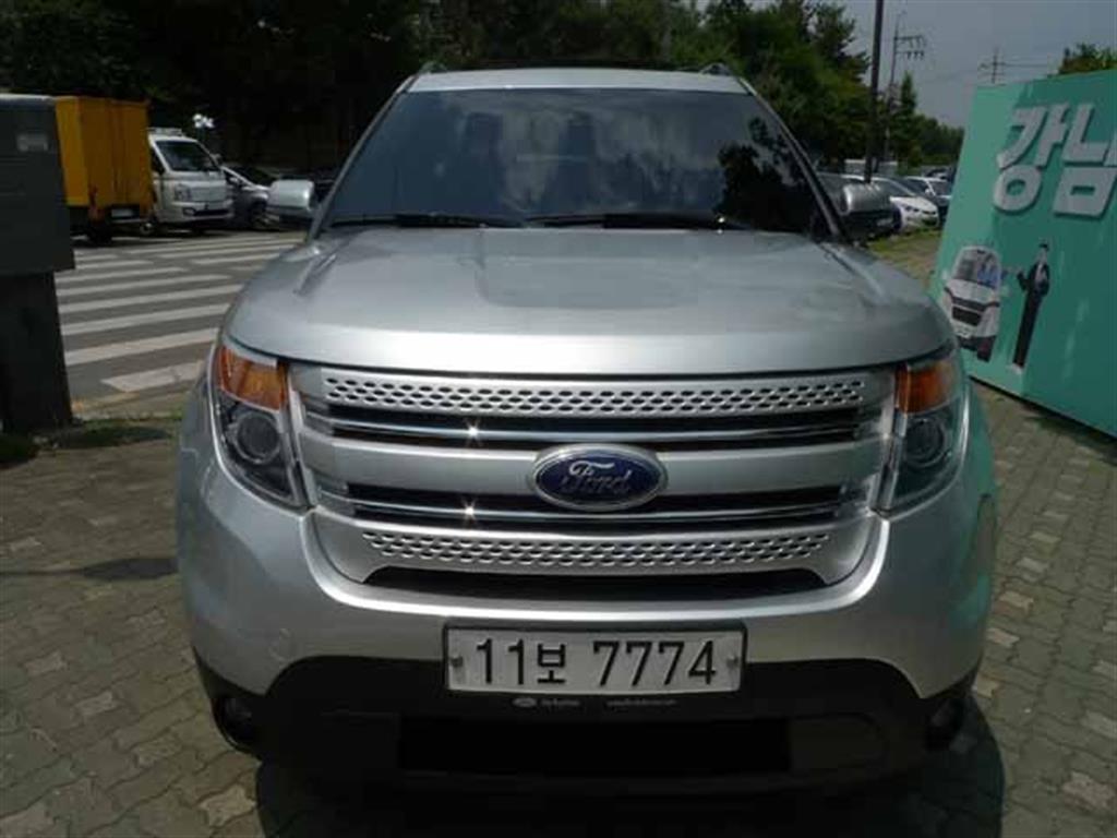 Ford Explorer - Vista 2