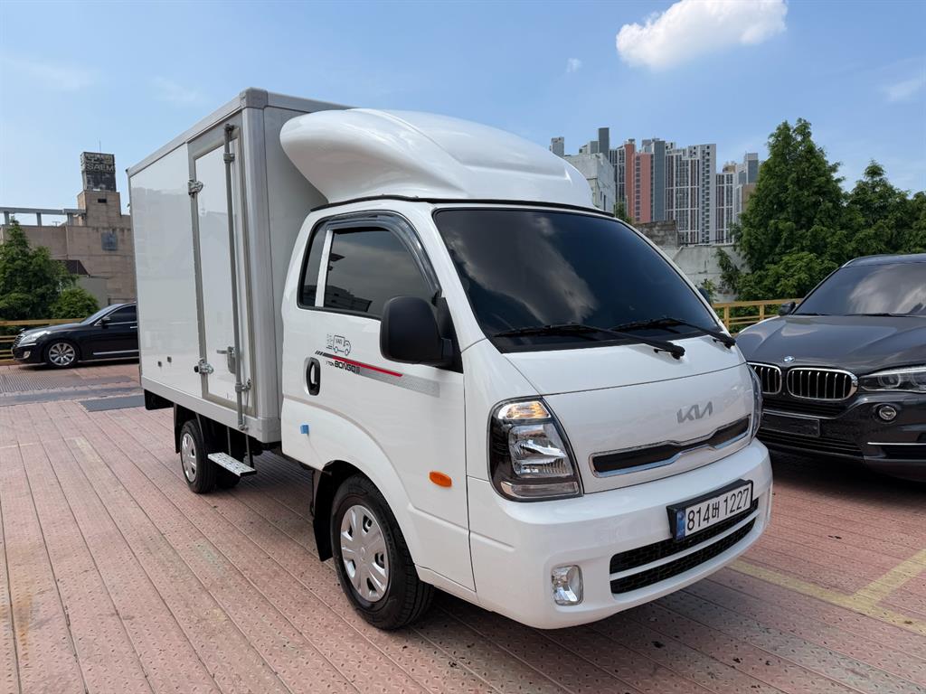 Small Truck Normal Box(High Deck) 2025 Blanco - Importación desde Corea - HF Imports Iquique - Foto 1