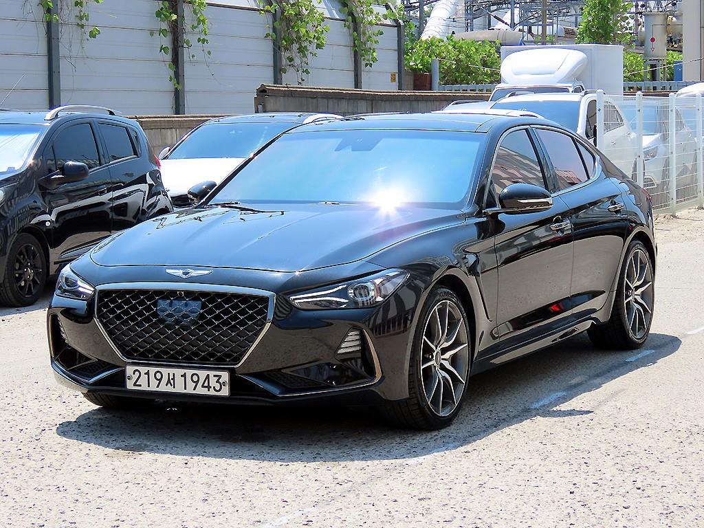 Genesis G70 - Vista 2