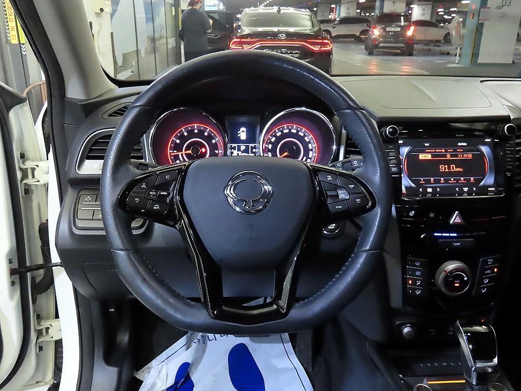 Ssangyong Tivoli - Vista 10