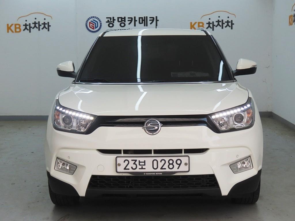 Ssangyong Tivoli 2016 Blanco - Importación desde Corea - HF Imports Iquique - Foto 1