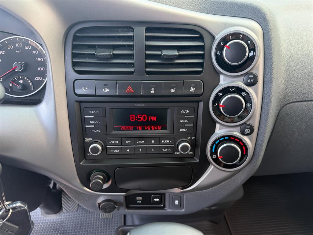 Small Truck Normal Box(High Deck) 2025 Blanco - Importación desde Corea - HF Imports Iquique - Foto 17