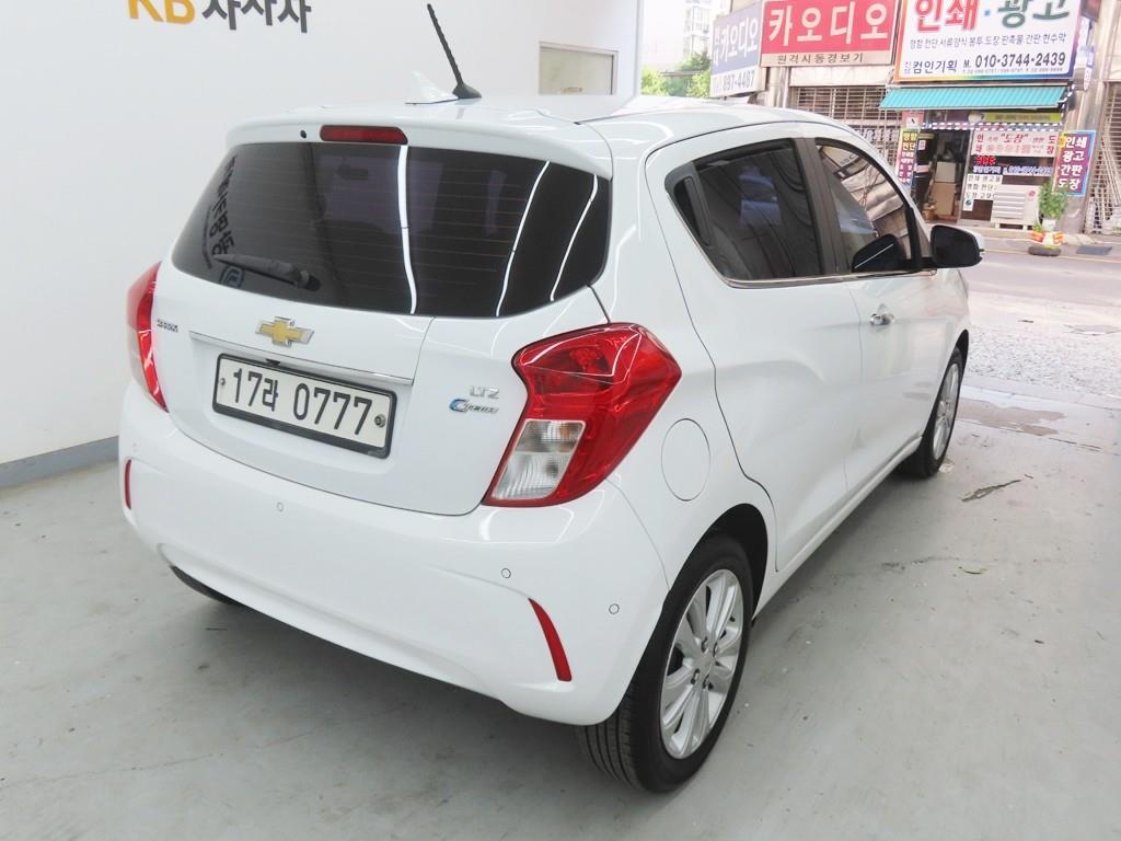 Chevrolet Spark - Vista 3