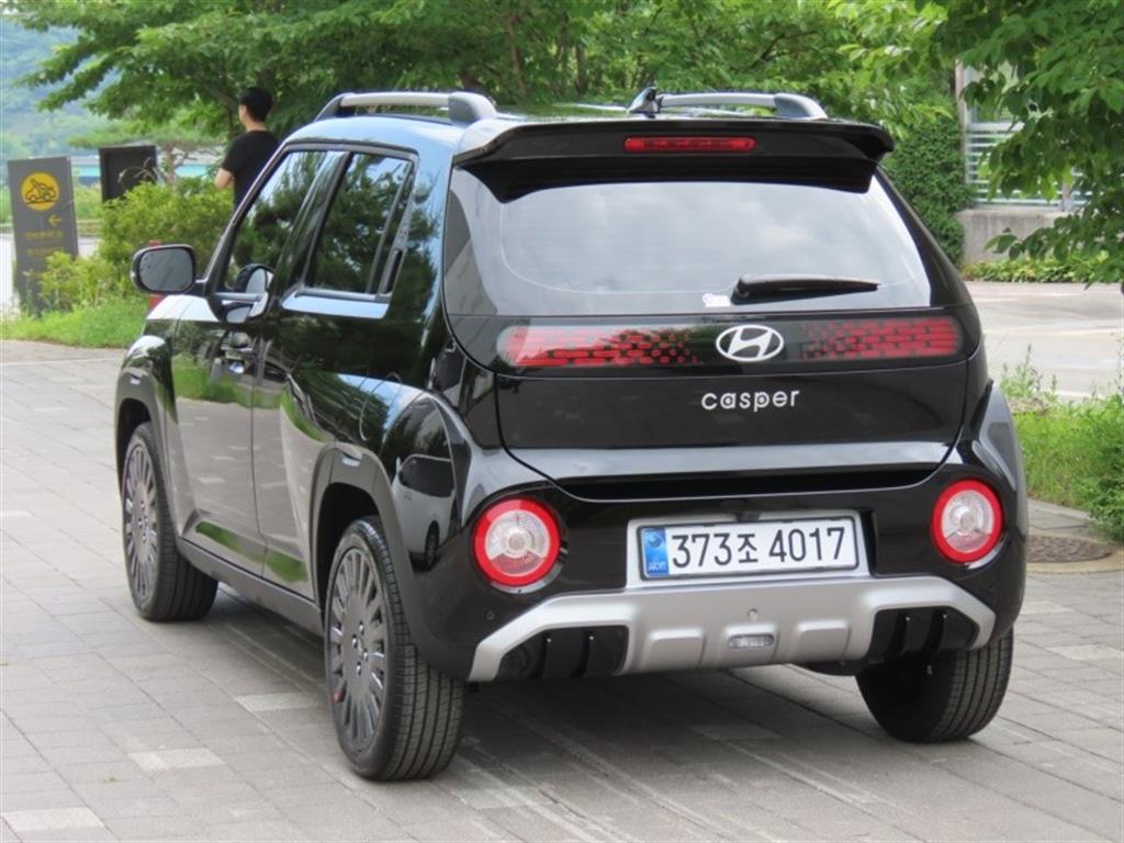 HYUNDAI Casper - Vista 6