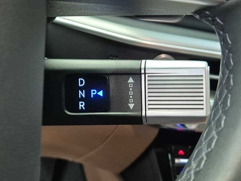 HYUNDAI Grandeur - Vista 10