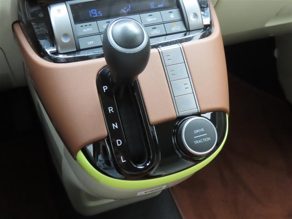 HYUNDAI Casper - Vista 8