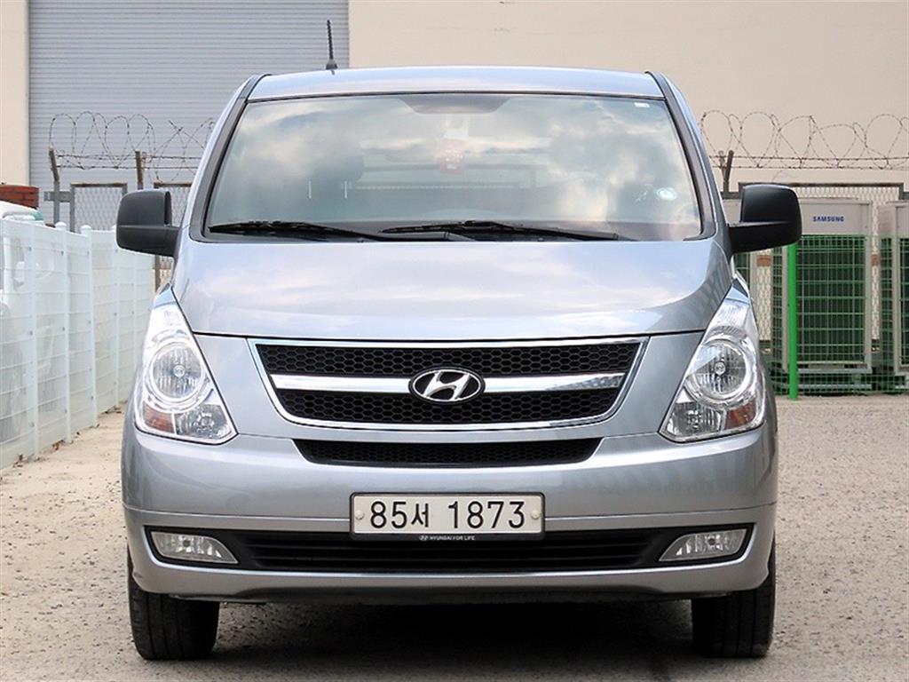 HYUNDAI Starex 2014 Plateado - Importación desde Corea - HF Imports Iquique - Foto 1