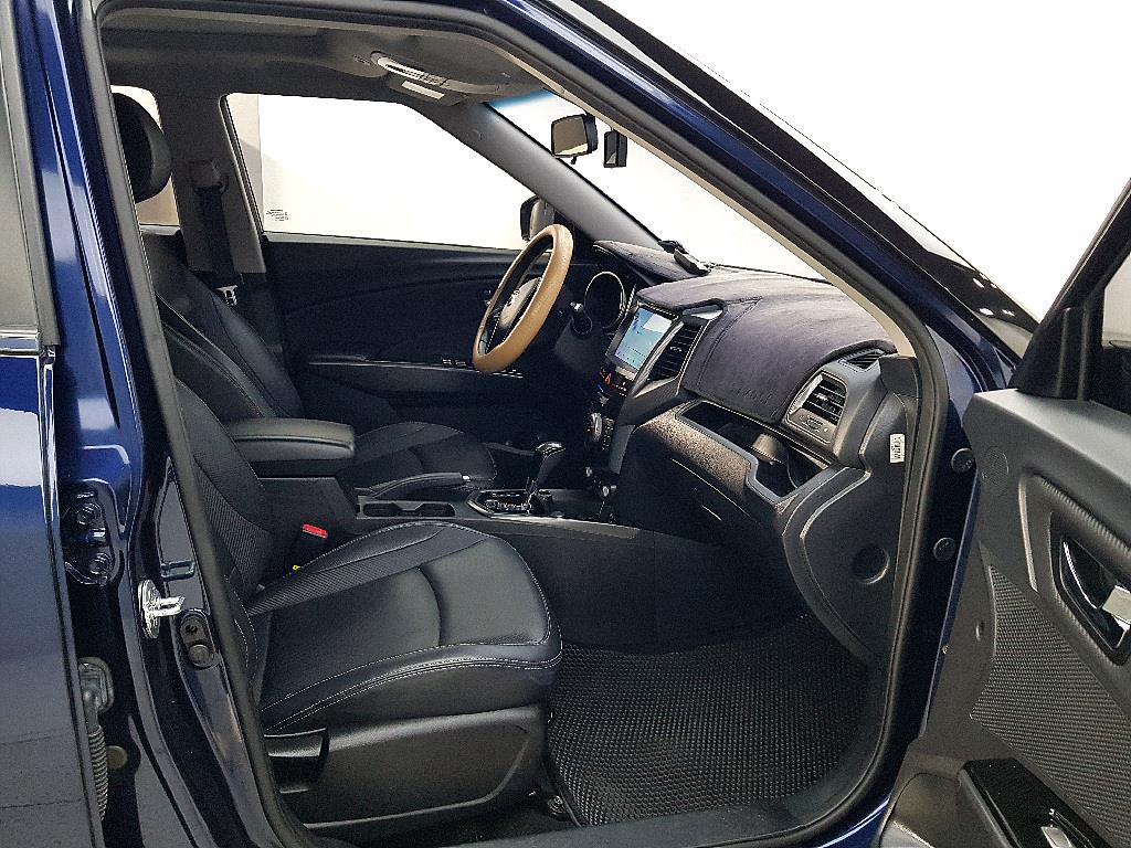 Ssangyong Tivoli 2016 Azul - Importación desde Corea - HF Imports Iquique - Foto 16