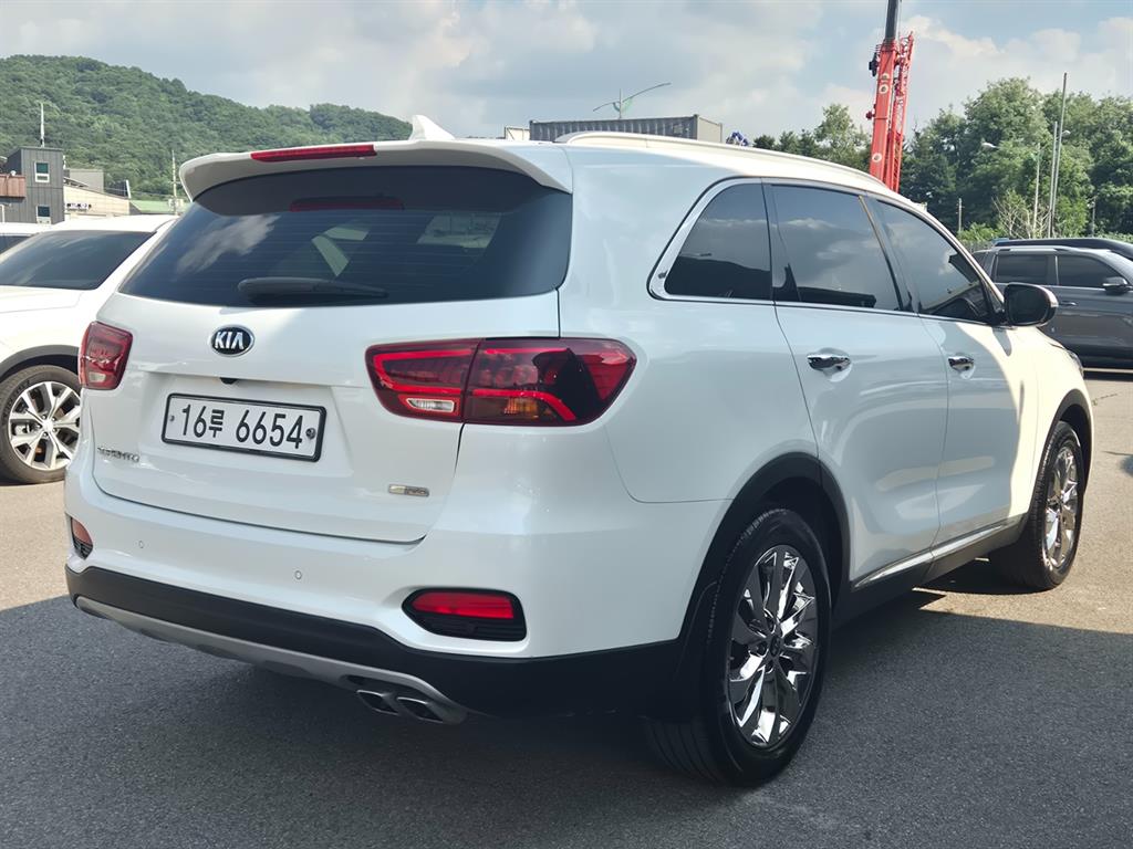 KIA Sorento - Vista 6