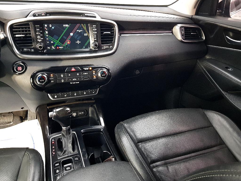 KIA Sorento - Vista 12