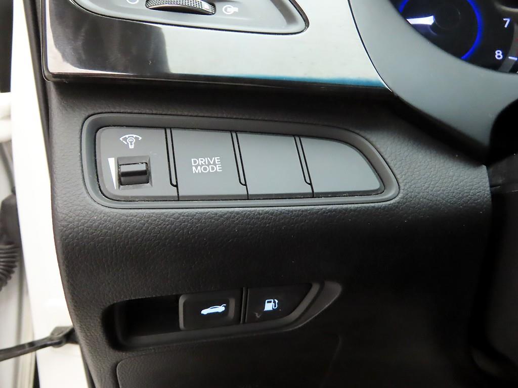 HYUNDAI Grandeur 2016 Blanco - Importación desde Corea - HF Imports Iquique - Foto 16