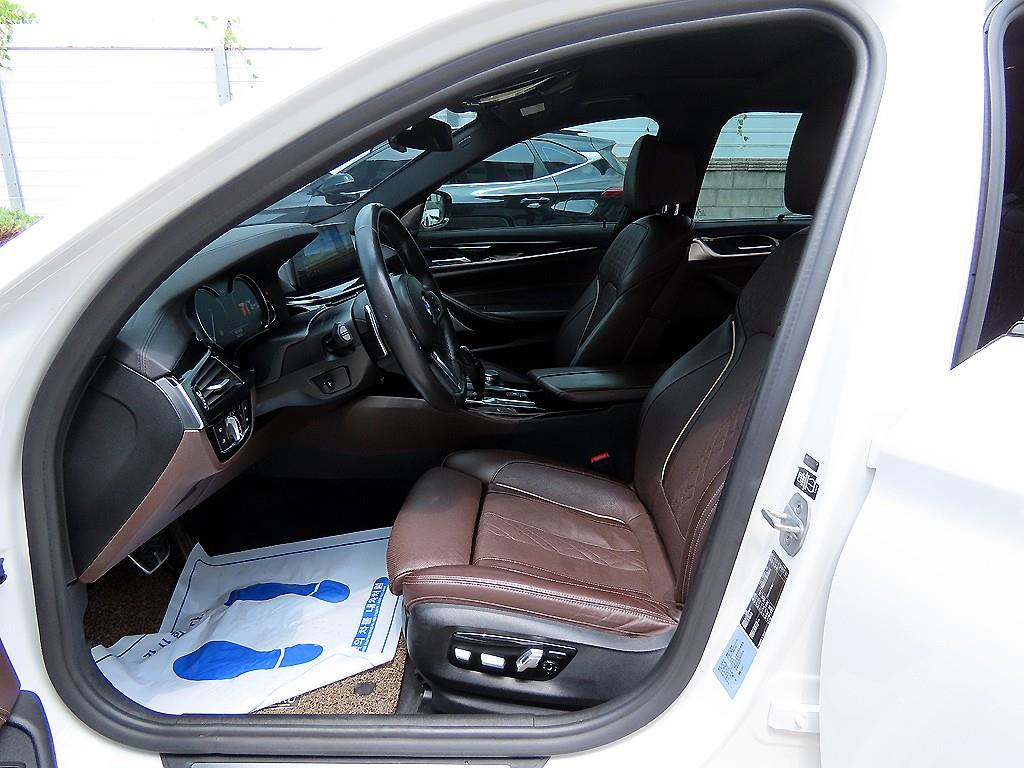 BMW 5 Series - Vista 7