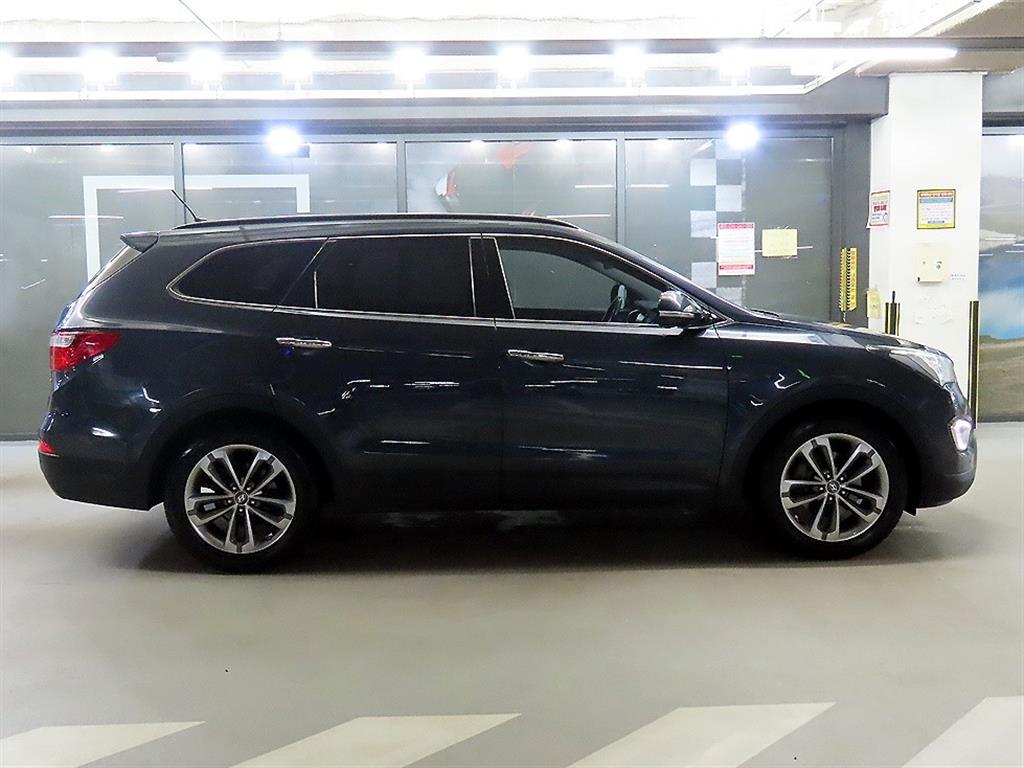 HYUNDAI Maxcruz - Vista 3