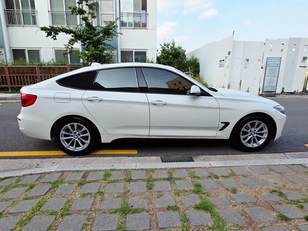 BMW Gran Turismo - Vista 6