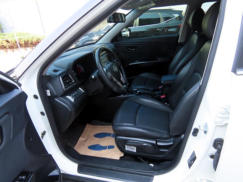 Ssangyong Tivoli - Vista 7