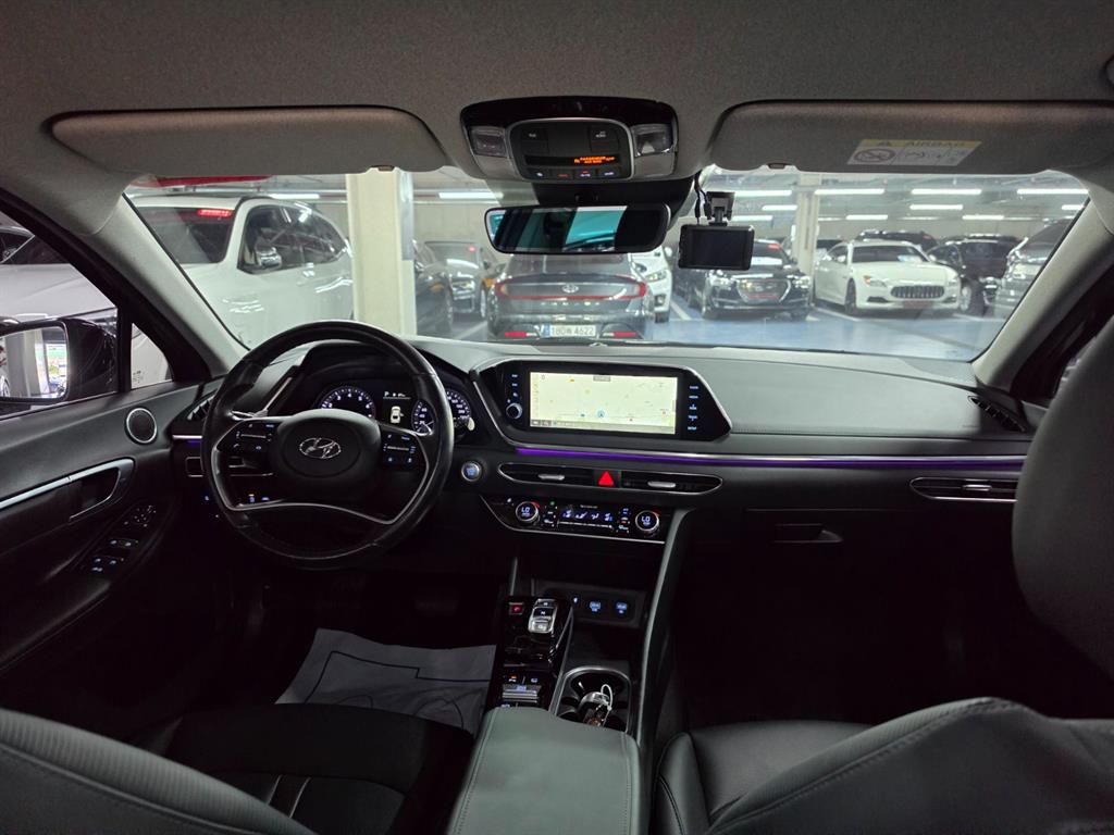 HYUNDAI Sonata - Vista 8