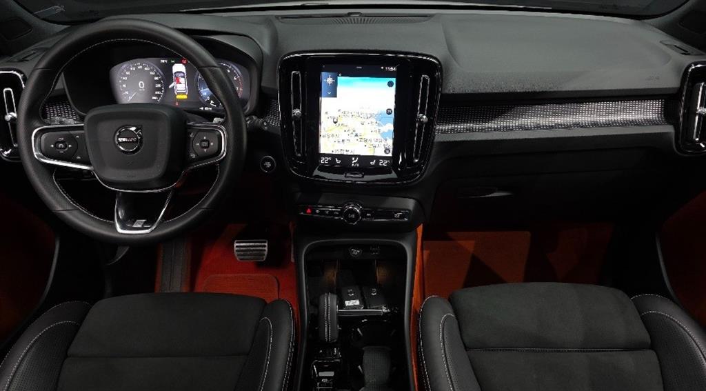Volvo XC40 - Vista 10