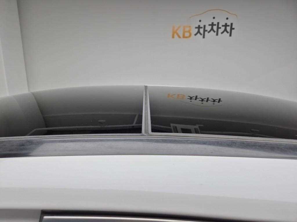 HYUNDAI Grandeur 2018 Blanco - Importación desde Corea - HF Imports Iquique - Foto 15