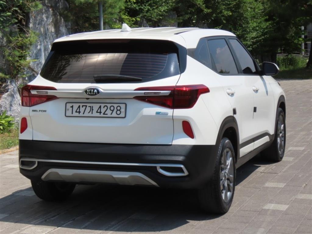 KIA Seltos - Vista 3