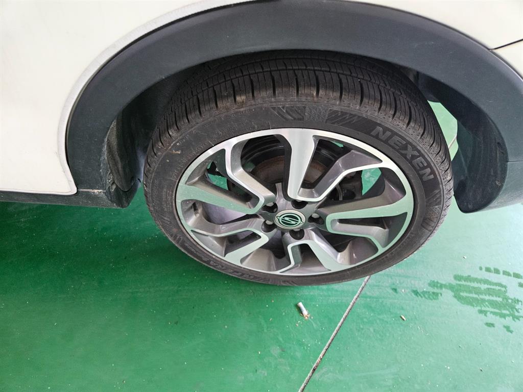 Ssangyong Tivoli 2015 Blanco - Importación desde Corea - HF Imports Iquique - Foto 19