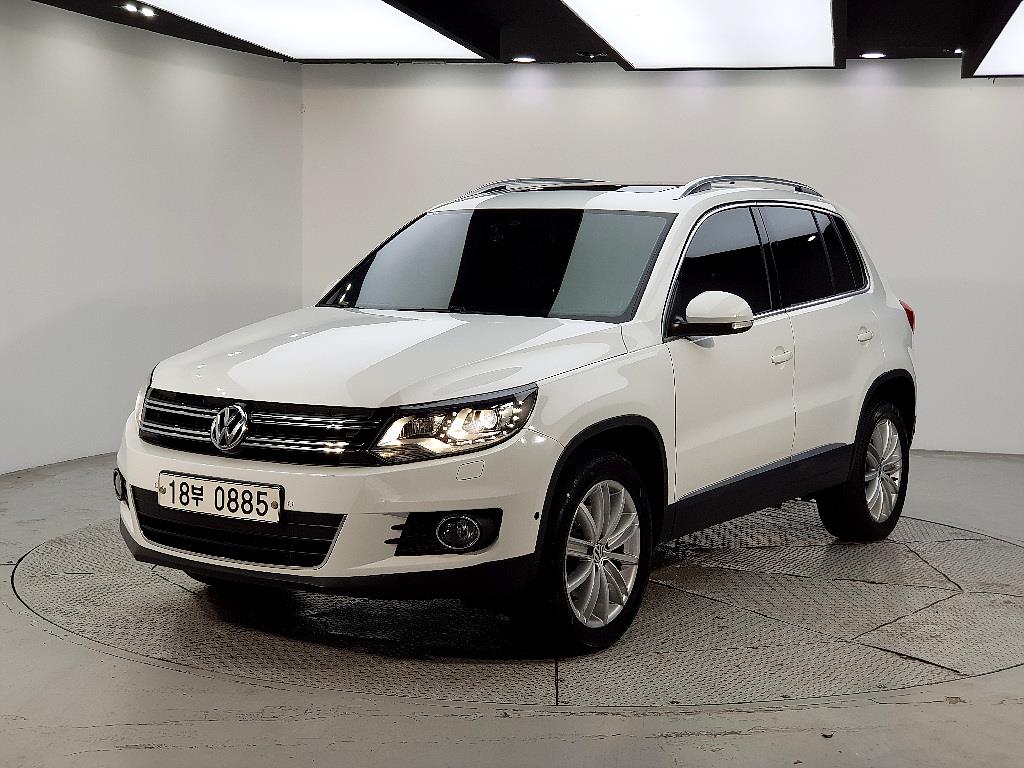 Volkswagen Tiguan 2016 Blanco - Importación desde Corea - HF Imports Iquique - Foto 1
