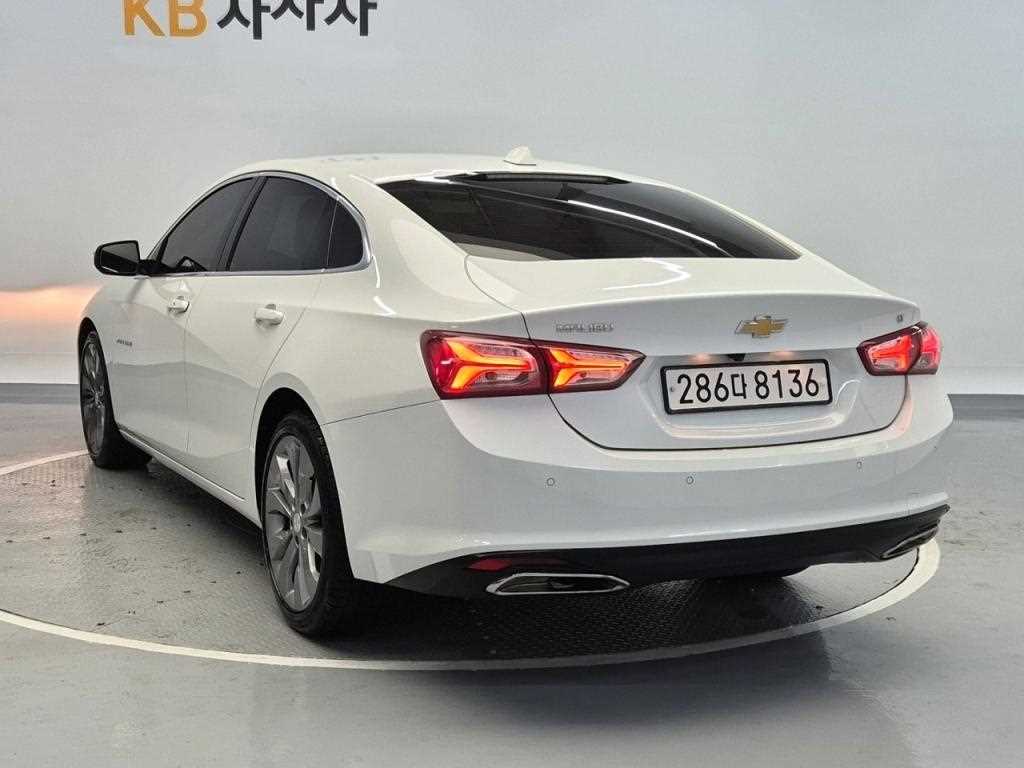 Chevrolet Malibu - Vista 2