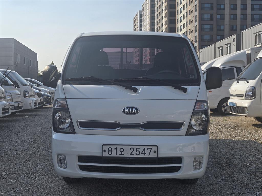 Small Truck Cargo (small) 2016 Blanco - Importación desde Corea - HF Imports Iquique - Foto 1