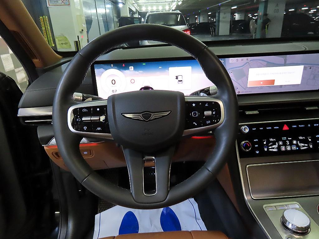 Genesis GV80 - Vista 10