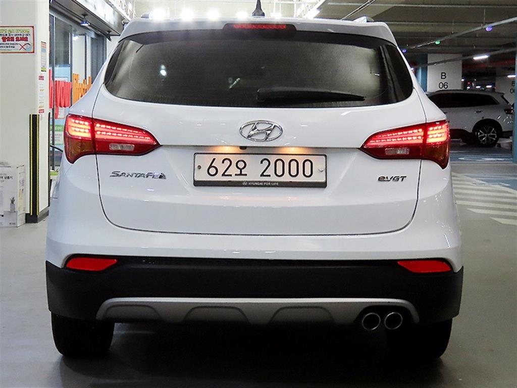 HYUNDAI Santa Fe - Vista 7