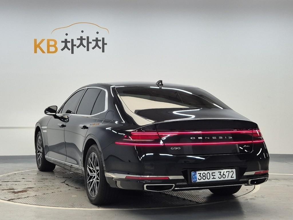 Genesis G90 - Vista 2