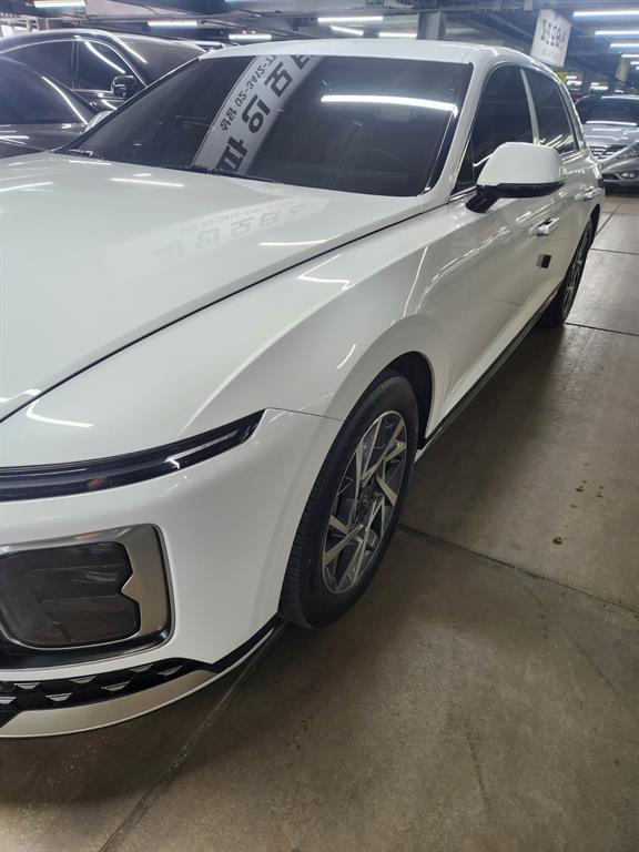 HYUNDAI Grandeur - Vista 2