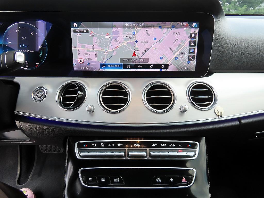 Mercedes Benz E class 2021 Blanco - Importación desde Corea - HF Imports Iquique - Foto 14