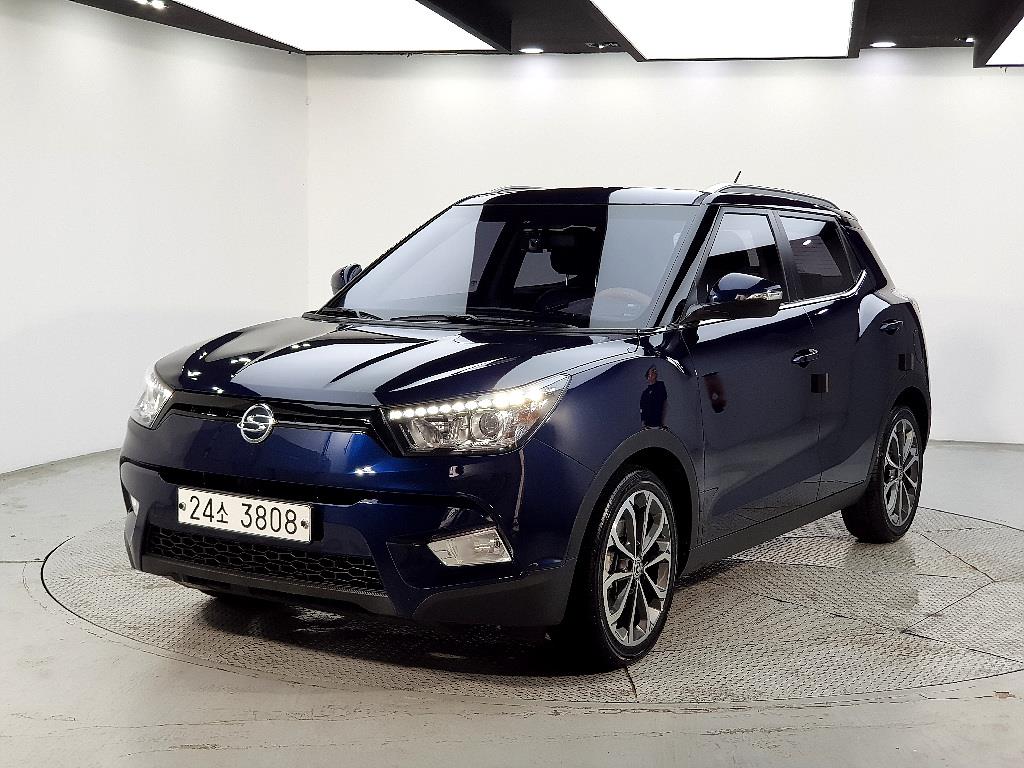 Ssangyong Tivoli 2016 Azul - Importación desde Corea - HF Imports Iquique - Foto 1