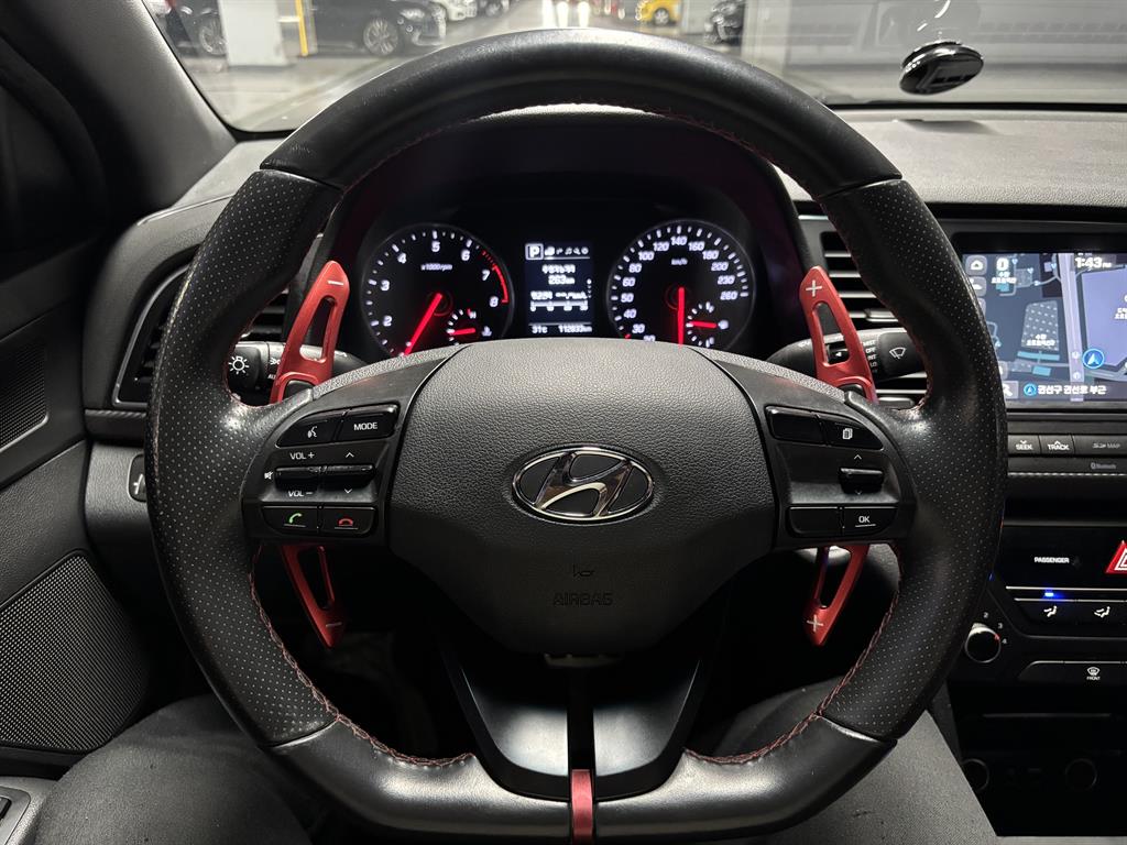 HYUNDAI Avante 2018 Gris - Importación desde Corea - HF Imports Iquique - Foto 17