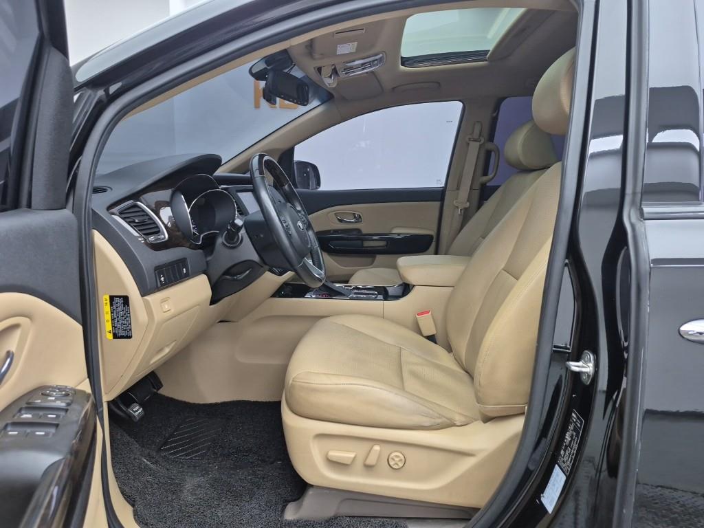 KIA Carnival 2019 Negro - Importación desde Corea - HF Imports Iquique - Foto 13